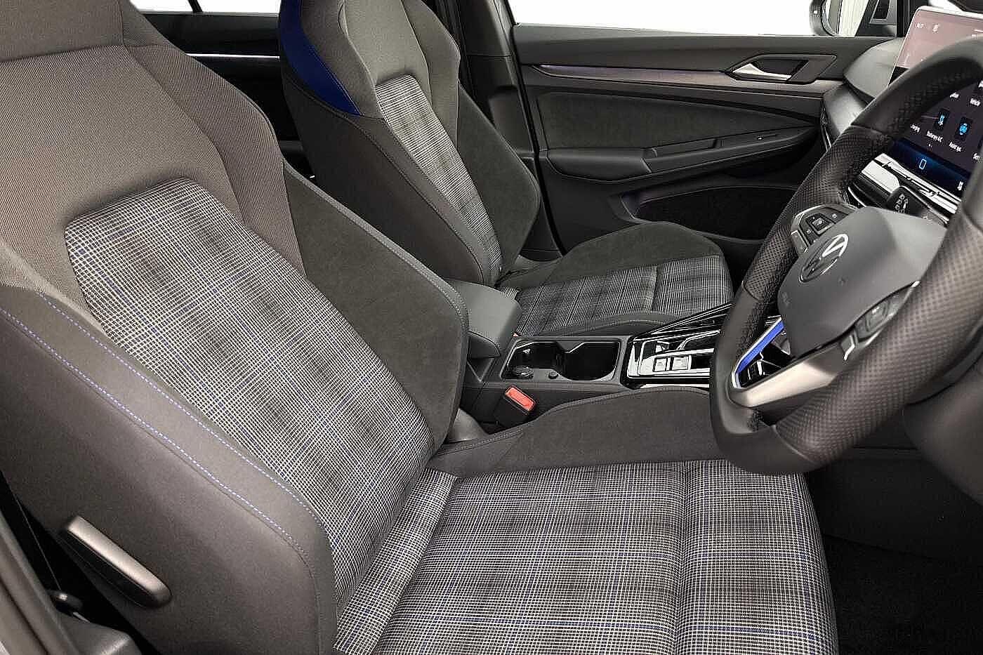 Used Volkswagen Golf 2025 for sale - 77152668: Photo 10