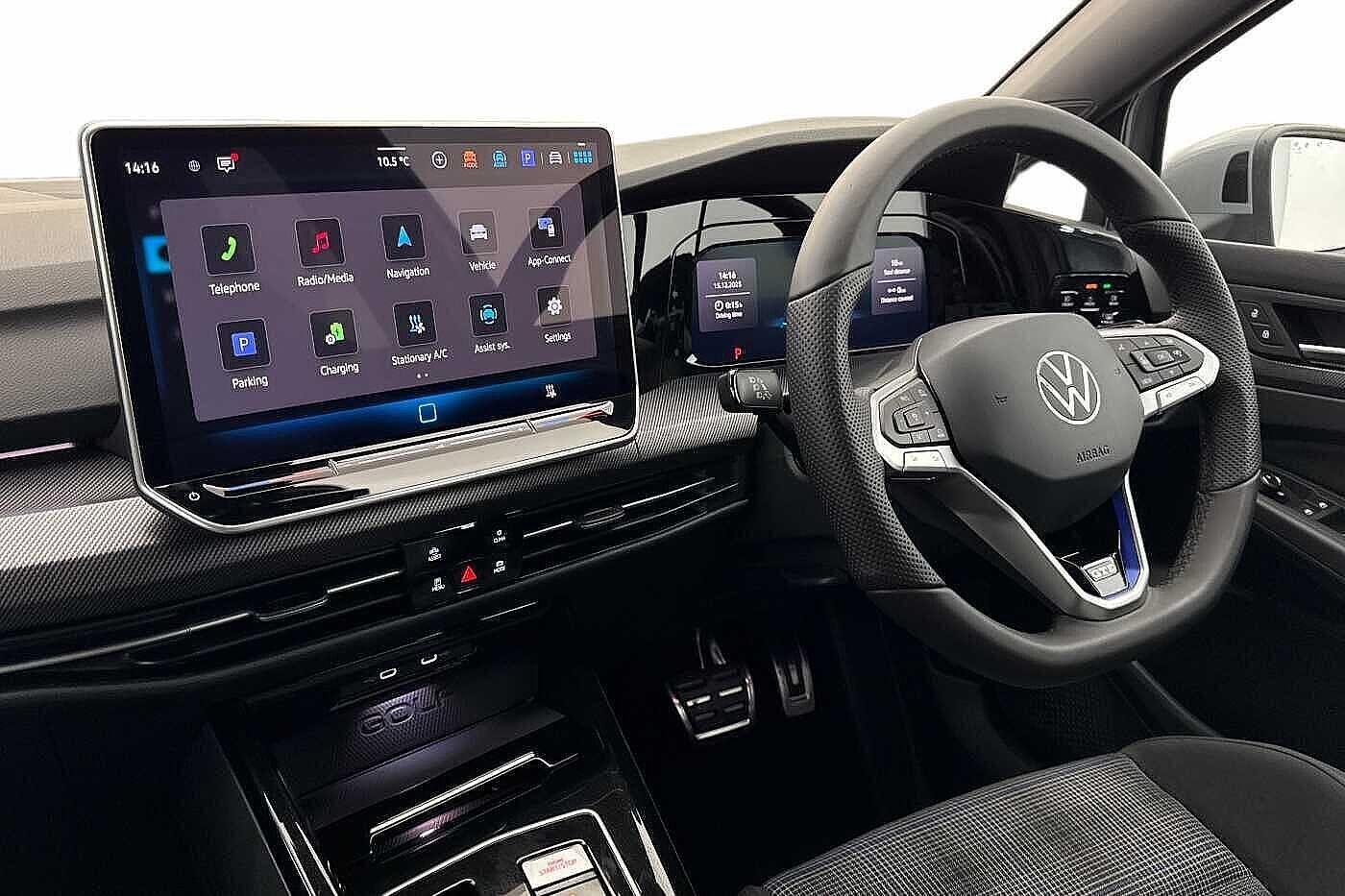 Used Volkswagen Golf 2025 for sale - 77152668: Photo 2