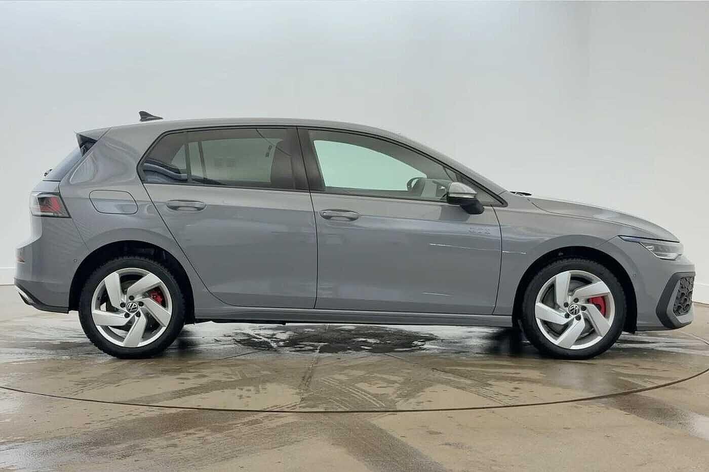 Used Volkswagen Golf 2025 for sale - 77152668: Photo 4