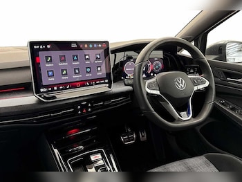 Used Volkswagen Golf 2025 for sale - 75713691: Photo