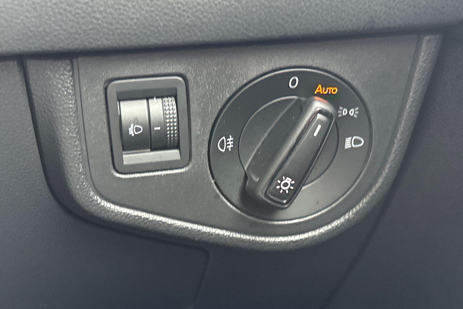 Used Volkswagen Polo 2023 for sale - 77477130: Photo 31