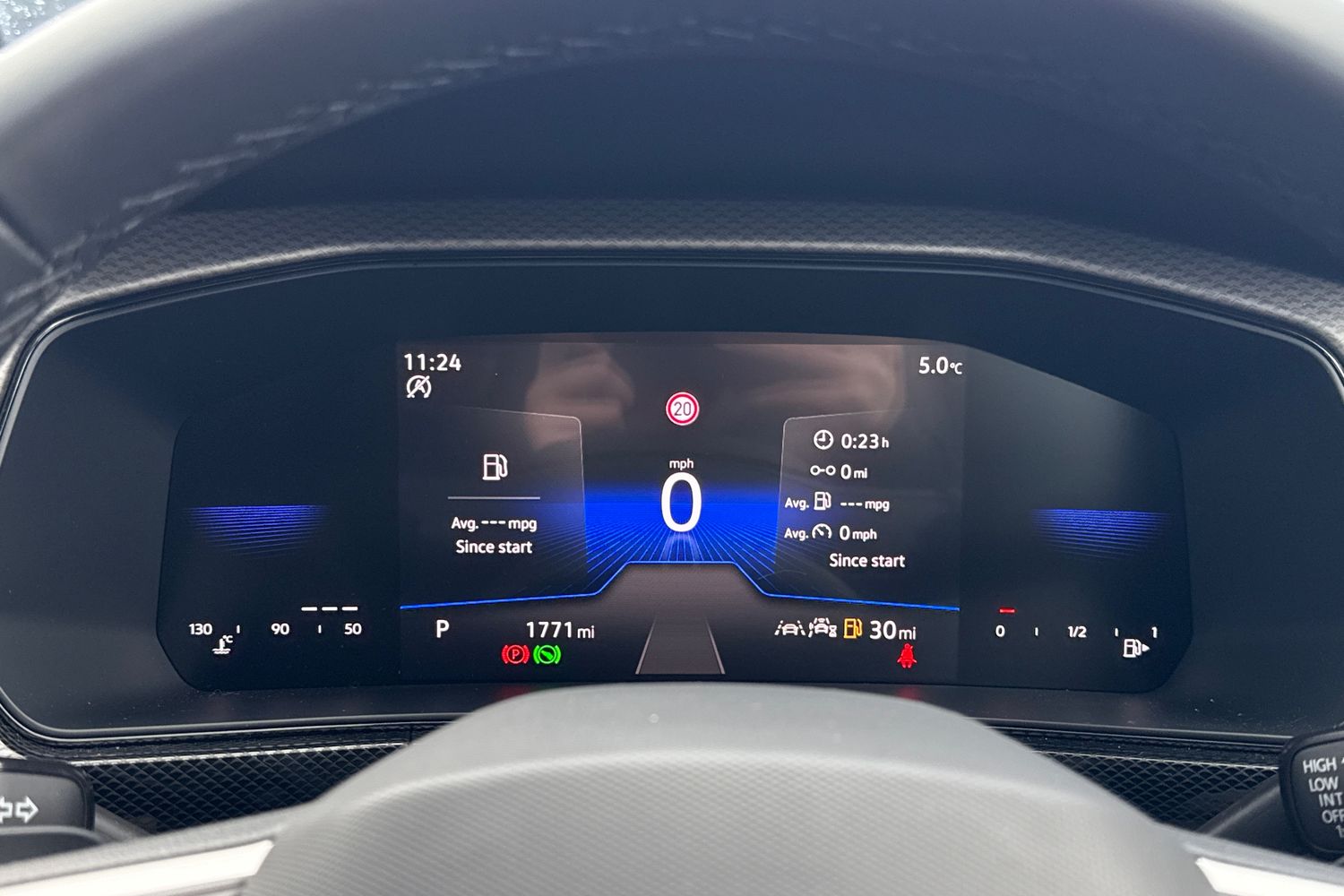 Used Volkswagen T-Cross 2025 for sale - 77570984: Photo 37