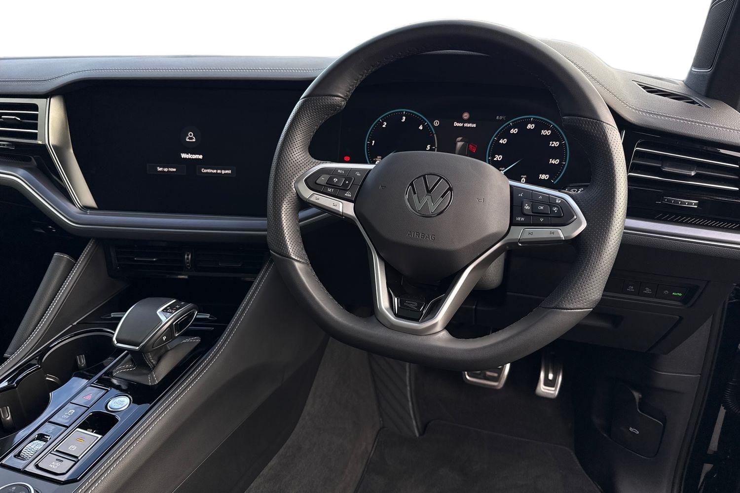 Used Volkswagen Touareg 2025 for sale - 77473178: Photo 18