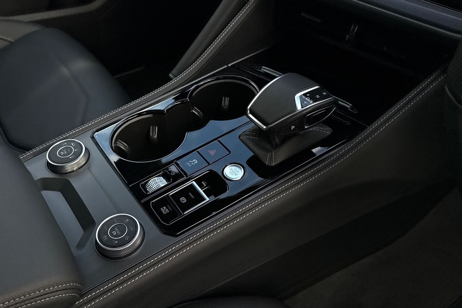 Used Volkswagen Touareg 2025 for sale - 77473178: Photo 23