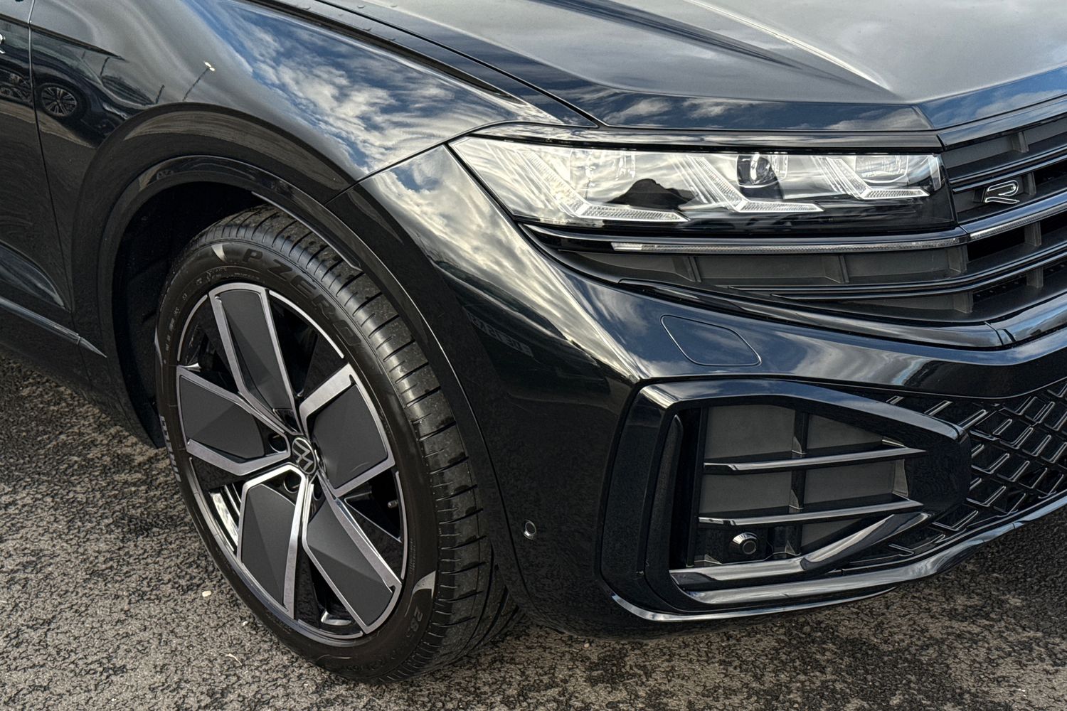 Used Volkswagen Touareg 2025 for sale - 77473178: Photo 9