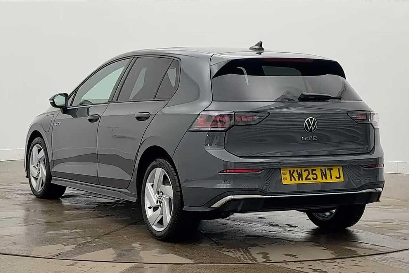 Used Volkswagen Golf 2025 for sale - 77138927: Photo 3