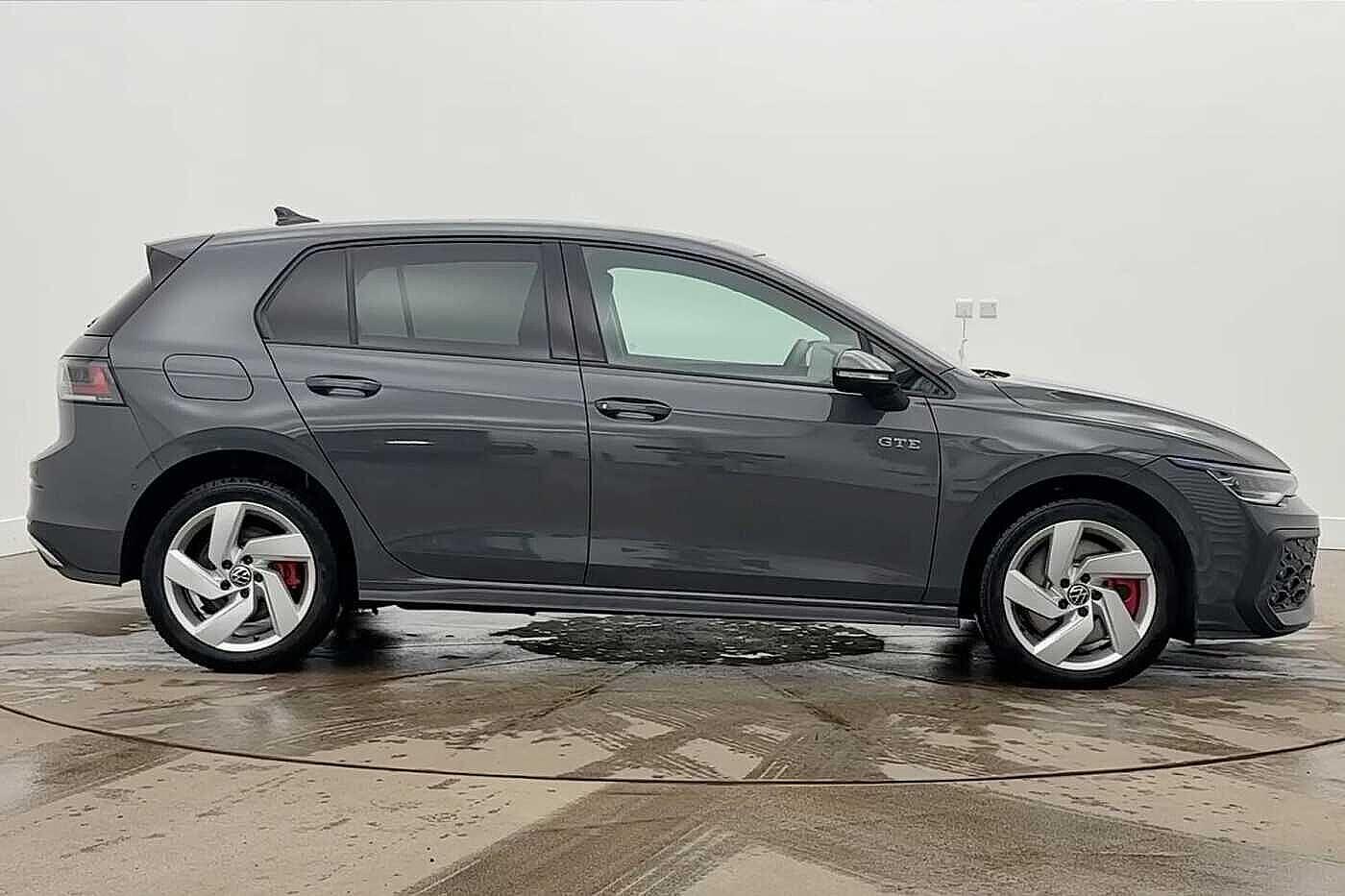 Used Volkswagen Golf 2025 for sale - 77138927: Photo 4