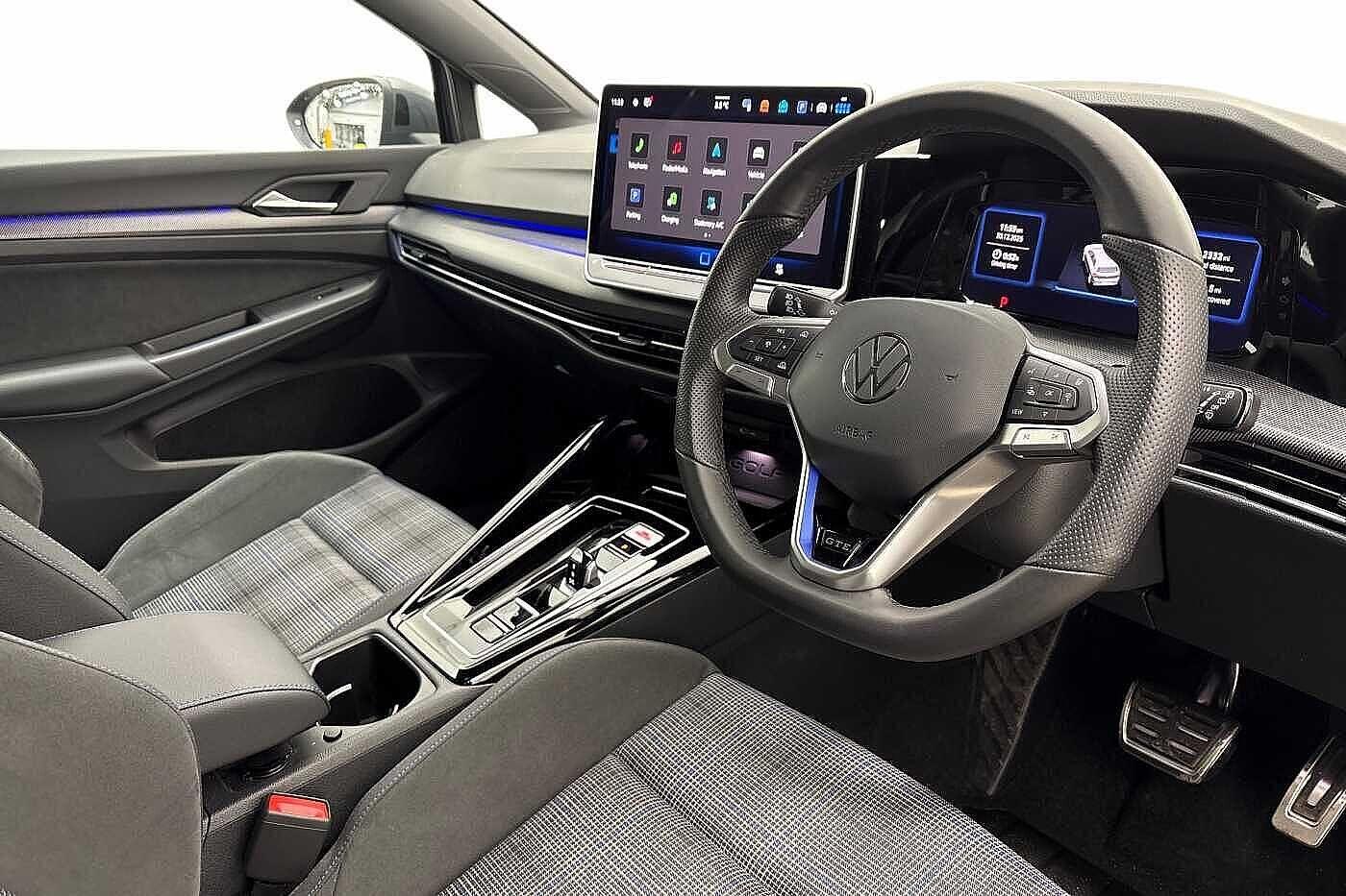 Used Volkswagen Golf 2025 for sale - 77138927: Photo 6