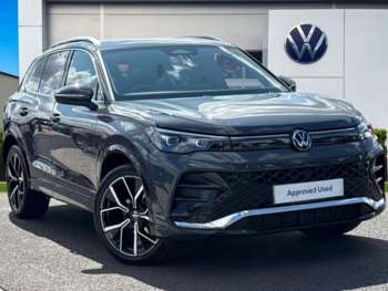 2024 - 1.5 eTSI (150ps) R-Line DSG **INFO PACK, DRIVER PACK, PAN ROOF** 5-Door