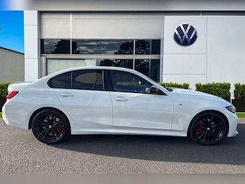 Used BMW 3 Series 2021 for sale - 76186006: Photo