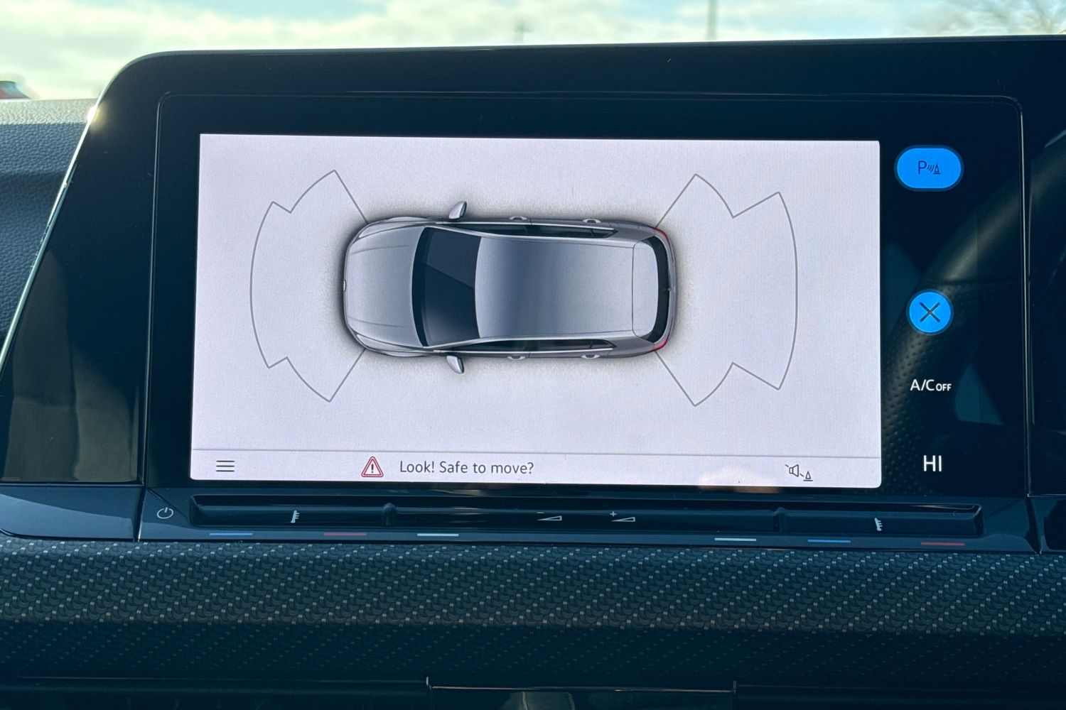 Used Volkswagen Golf 2023 for sale - 76509070: Photo 41