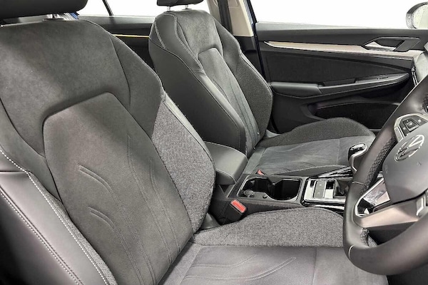 Used Volkswagen Golf 2025 for sale - 76330518: Photo 10