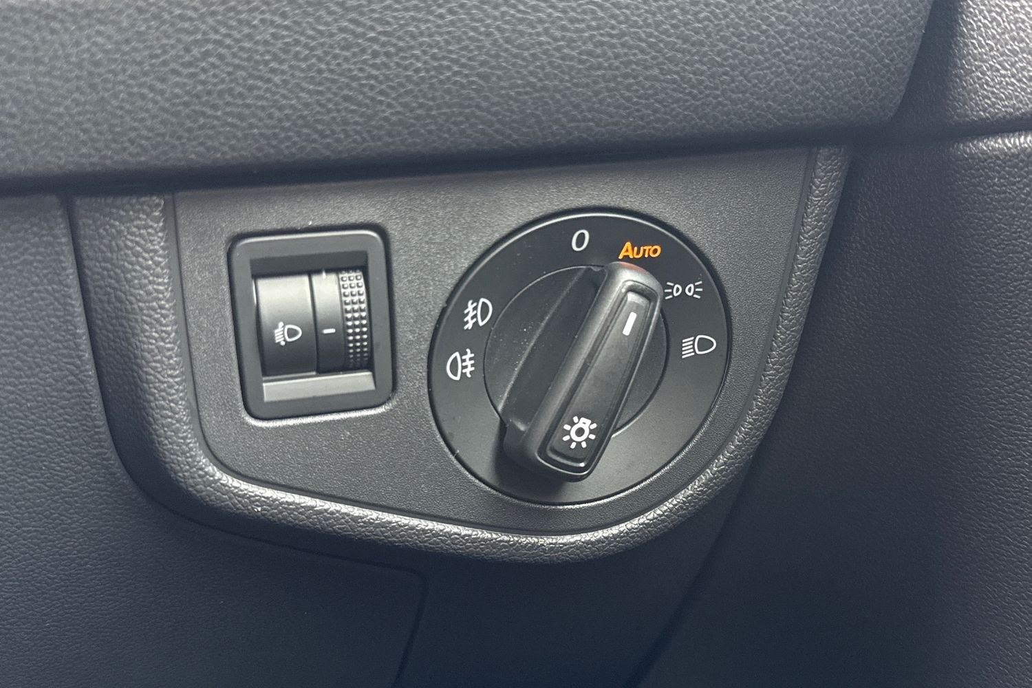 Used Volkswagen Polo 2025 for sale - 77700666: Photo 35