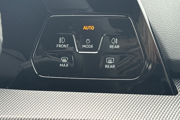 Used Volkswagen Golf 2025 for sale - 76143744: Photo 42