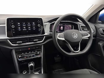 Used Volkswagen T-Roc 2025 for sale - 79418804: Photo
