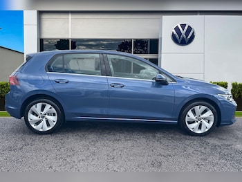 Used Volkswagen Golf 2026 for sale - 78888663: Photo
