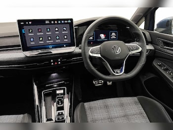 Used Volkswagen Golf 2025 for sale - 79082595: Photo
