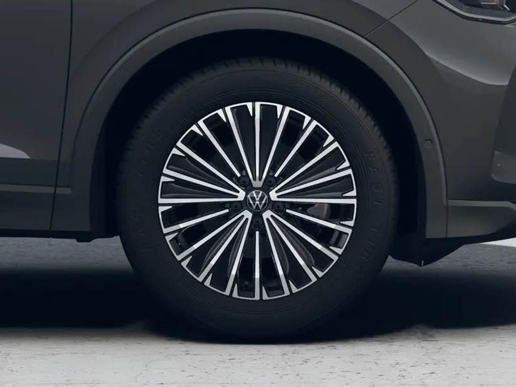 Used Volkswagen Tiguan 2026 for sale - 78218313: Photo 8