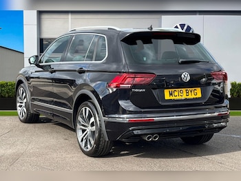 Used Volkswagen Tiguan 2019 for sale - 76119871: Photo 2