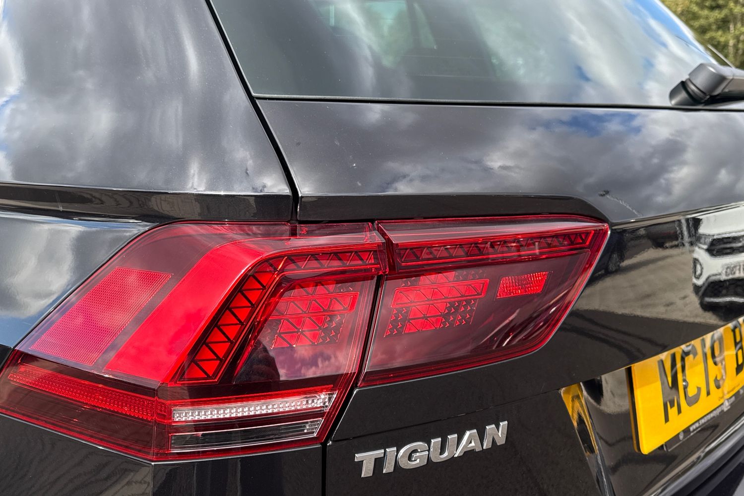 Used Volkswagen Tiguan 2019 for sale - 76119871: Photo 8