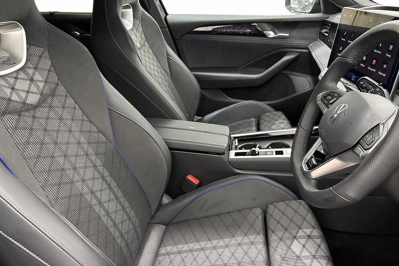 Used Volkswagen Passat 2025 for sale - 77666262: Photo 10