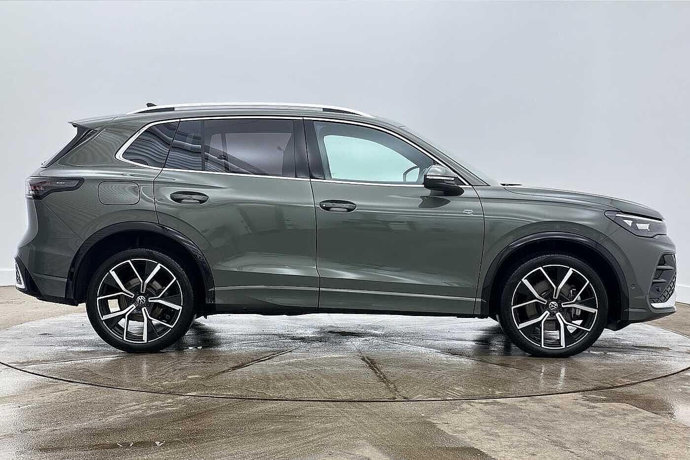 Used Volkswagen Tiguan 2025 for sale - 78079095: Photo 4