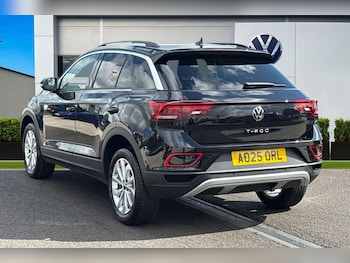 Used Volkswagen T-Roc 2025 for sale - 75489515: Photo