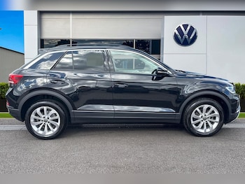 Used Volkswagen T-Roc 2025 for sale - 75489515: Photo