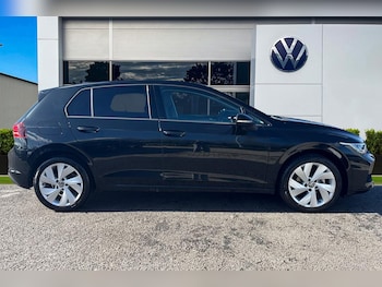 Used Volkswagen Golf 2024 for sale - 78466658: Photo