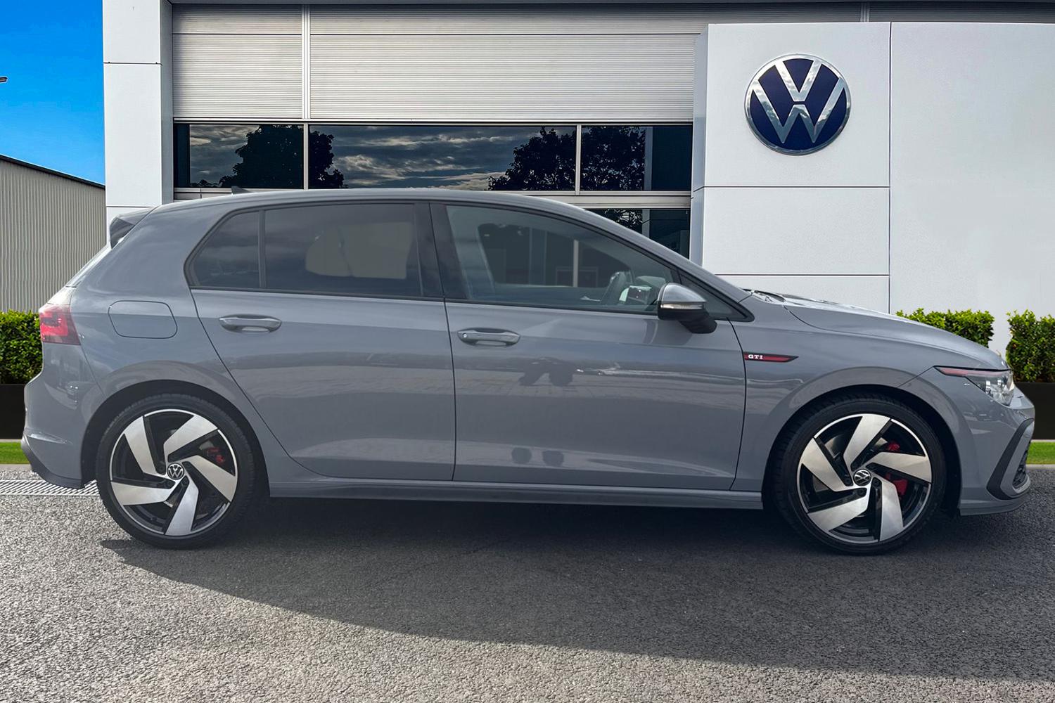 Used Volkswagen Golf 2023 for sale - 77719211: Photo 3