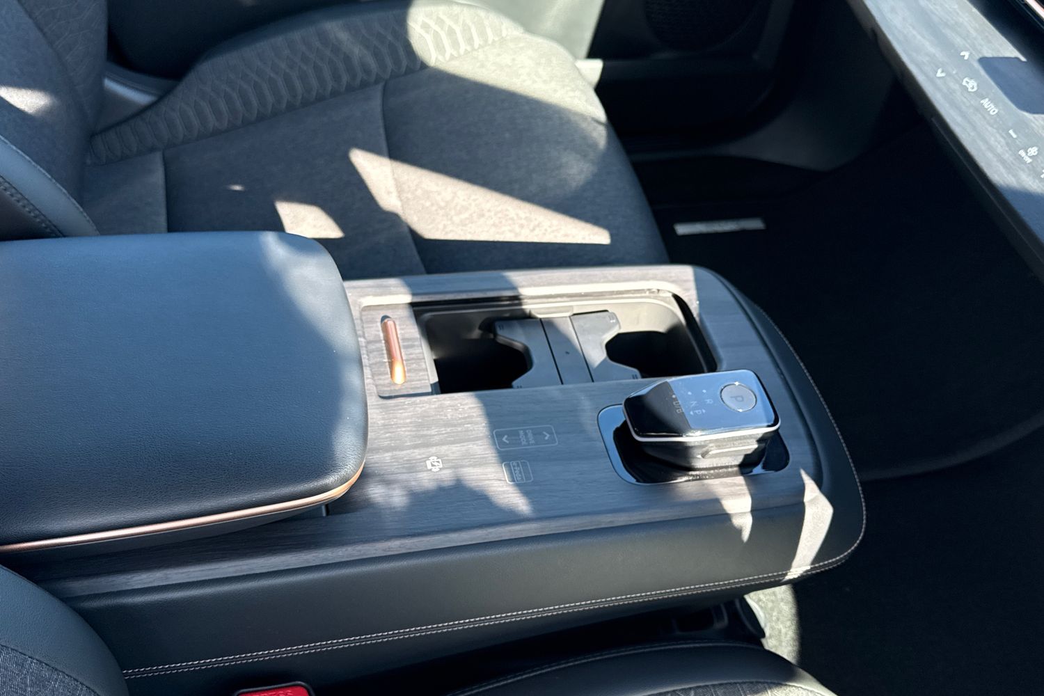 Used Nissan ARIYA 2023 for sale - 78154950: Photo 22