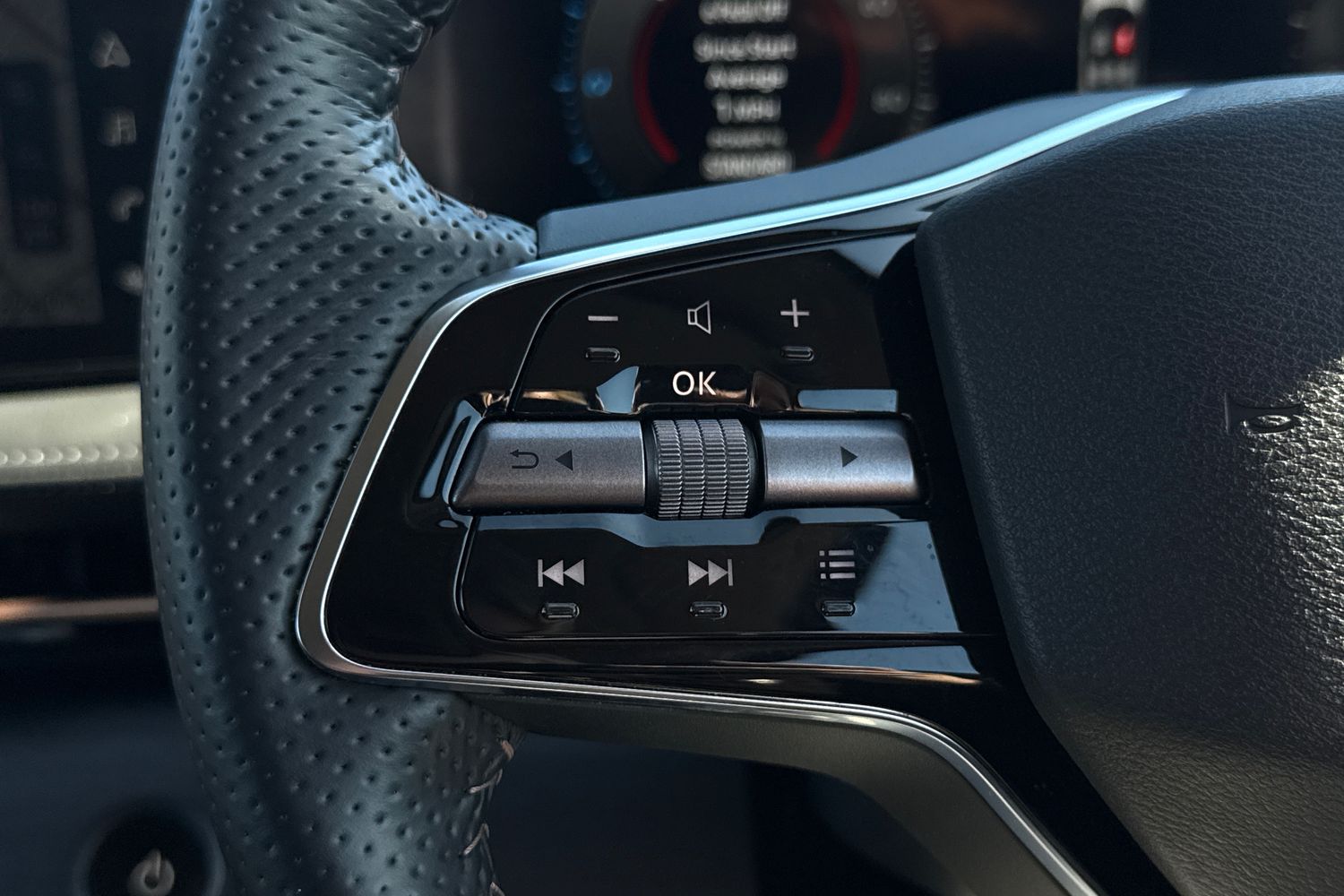 Used Nissan ARIYA 2023 for sale - 78154950: Photo 34