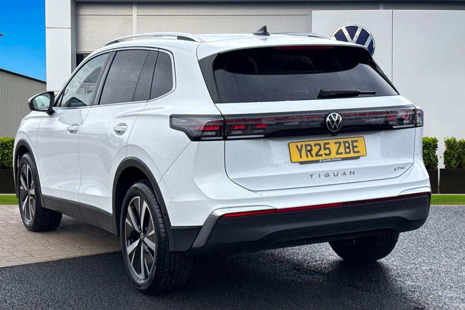 Used Volkswagen Tiguan 2025 for sale - 77172680: Photo 2