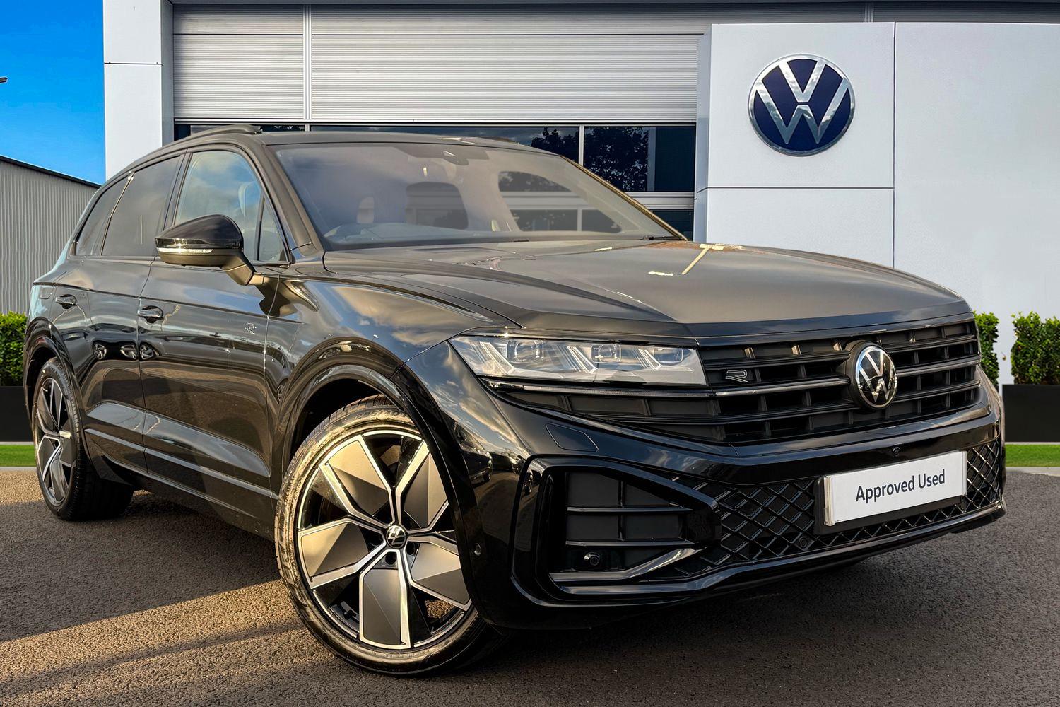 Used Volkswagen Touareg 2025 for sale - 77093532: Photo 1