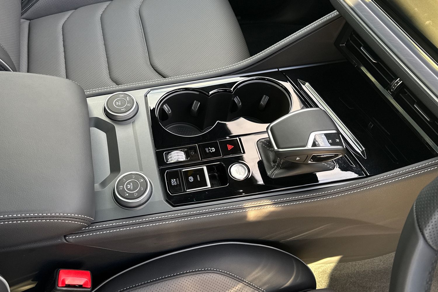 Used Volkswagen Touareg 2025 for sale - 77093532: Photo 19