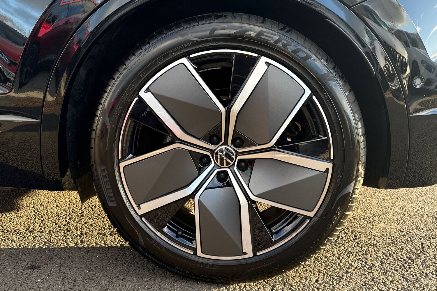 Used Volkswagen Touareg 2025 for sale - 77093532: Photo 23