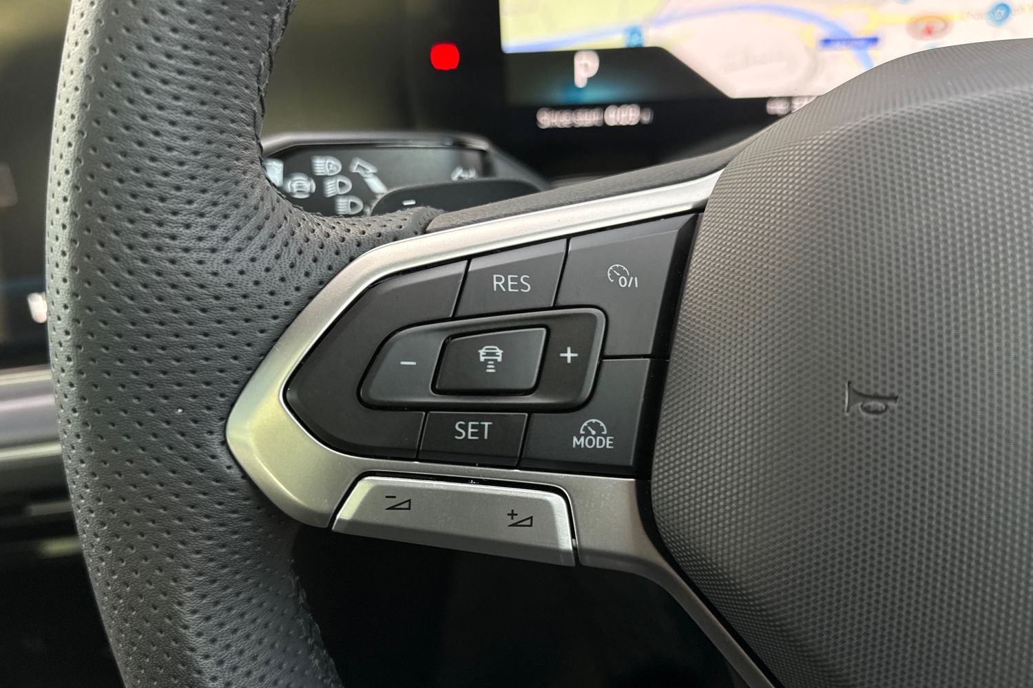 Used Volkswagen Touareg 2025 for sale - 77093532: Photo 35