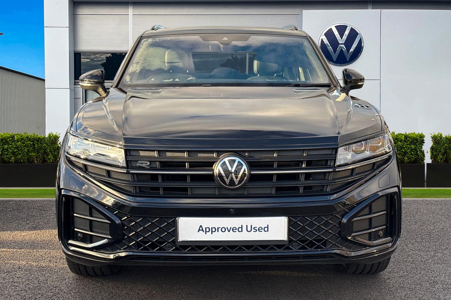 Used Volkswagen Touareg 2025 for sale - 77093532: Photo 5