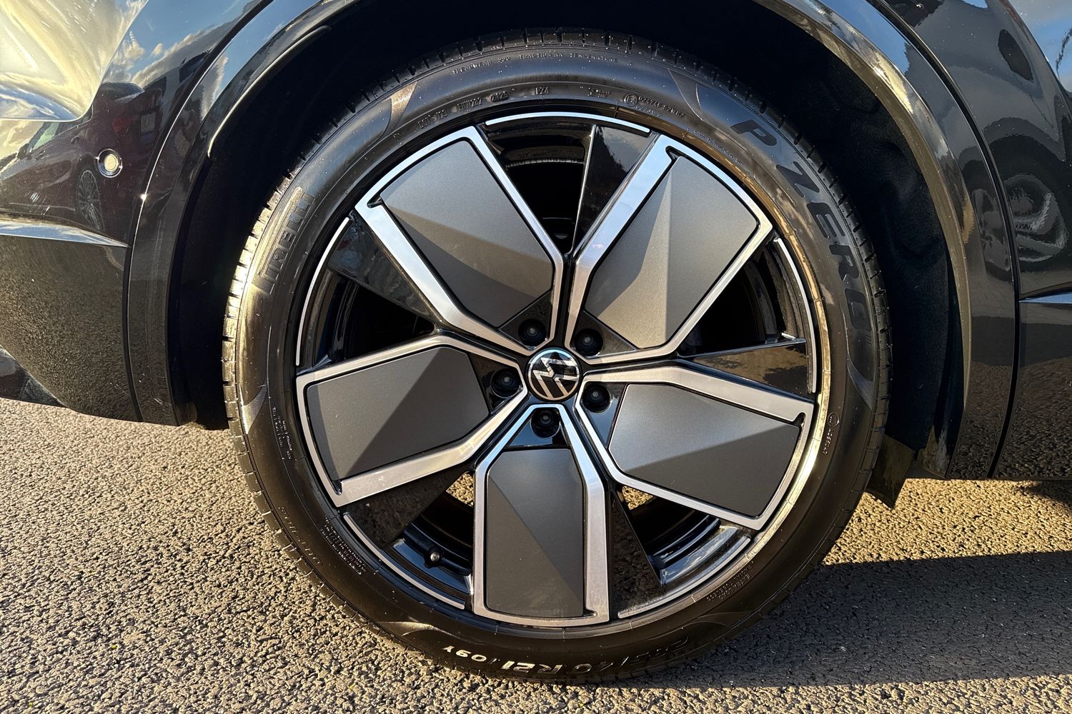 Used Volkswagen Touareg 2025 for sale - 77093532: Photo 6