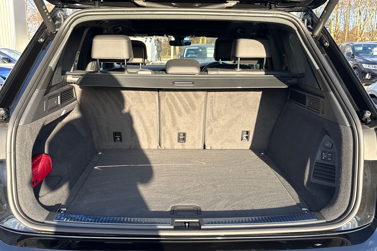 Used Volkswagen Touareg 2025 for sale - 77093532: Photo 9