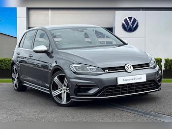 Used Volkswagen Golf 2019 for sale - 75632298: Photo
