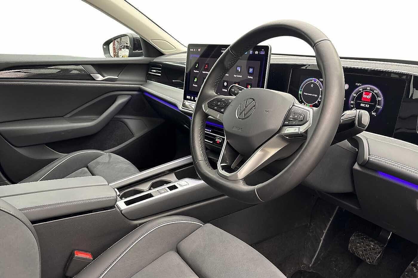 Used Volkswagen Passat 2025 for sale - 78010698: Photo 6