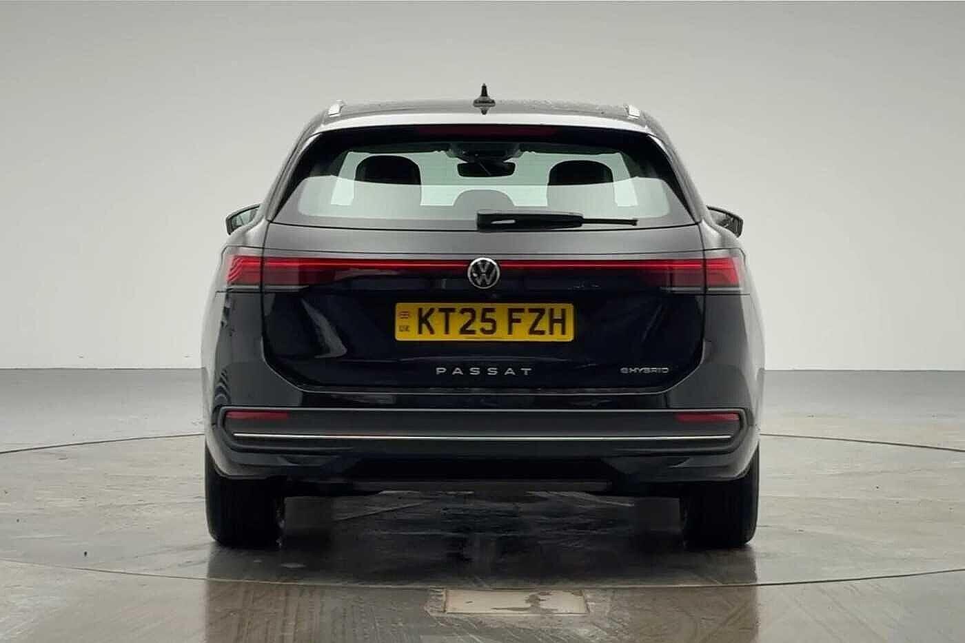 Used Volkswagen Passat 2025 for sale - 78010698: Photo 8