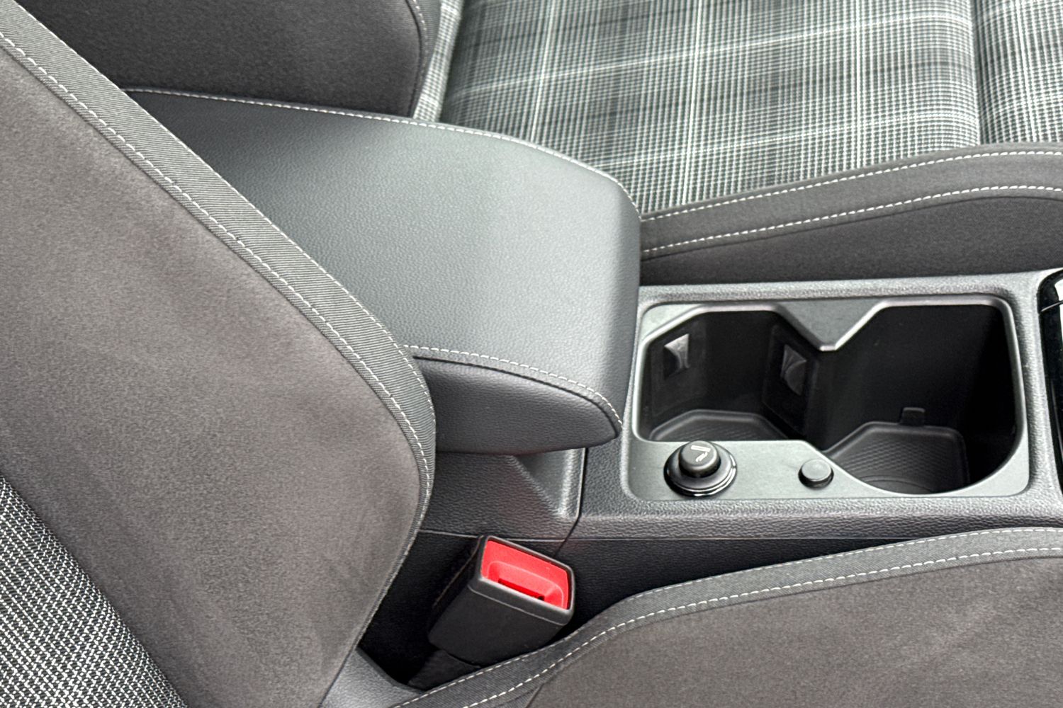 Used Volkswagen Golf 2023 for sale - 77787439: Photo 34