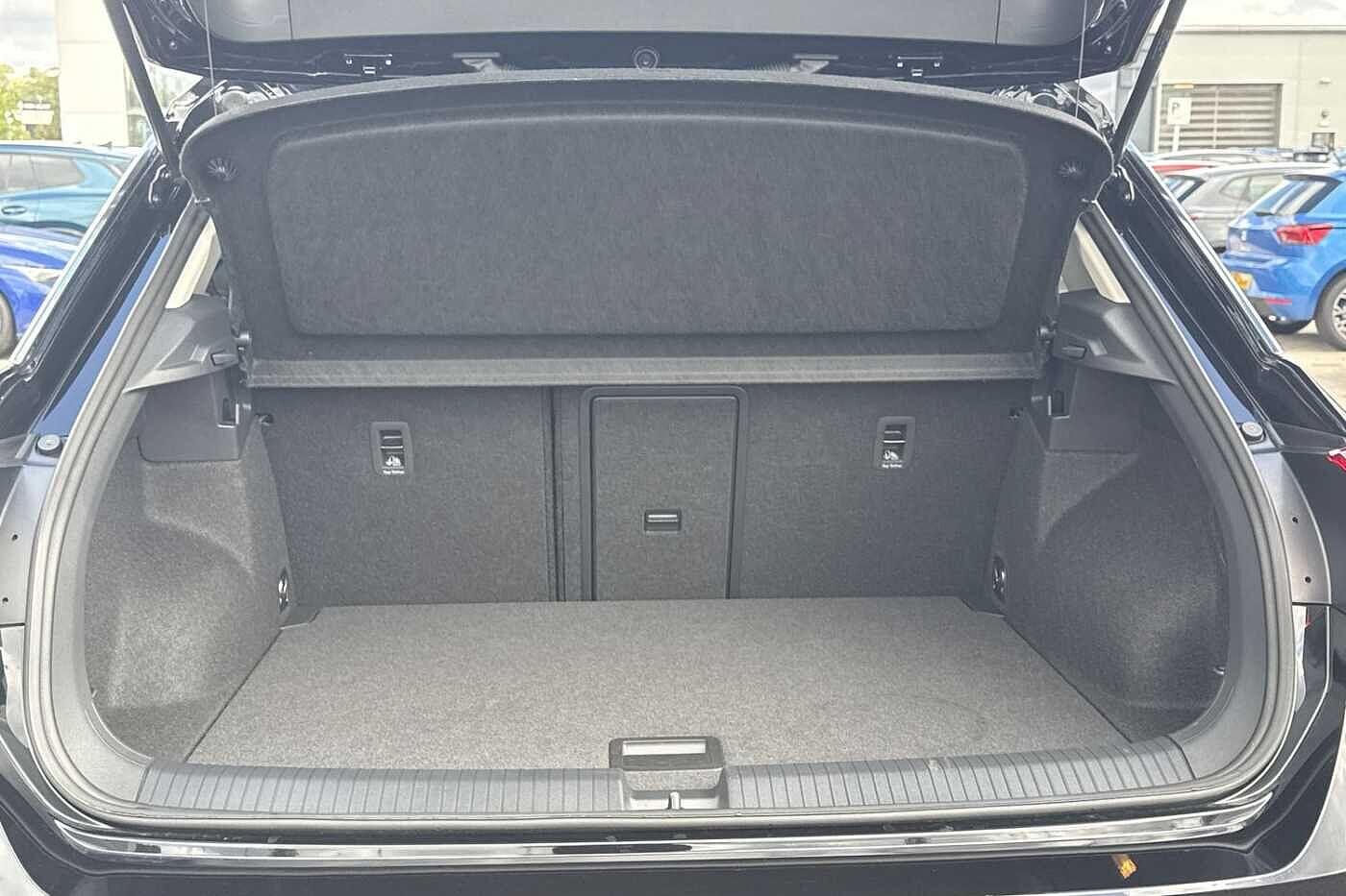 Used Volkswagen T-Roc 2025 for sale - 76346586: Photo 10