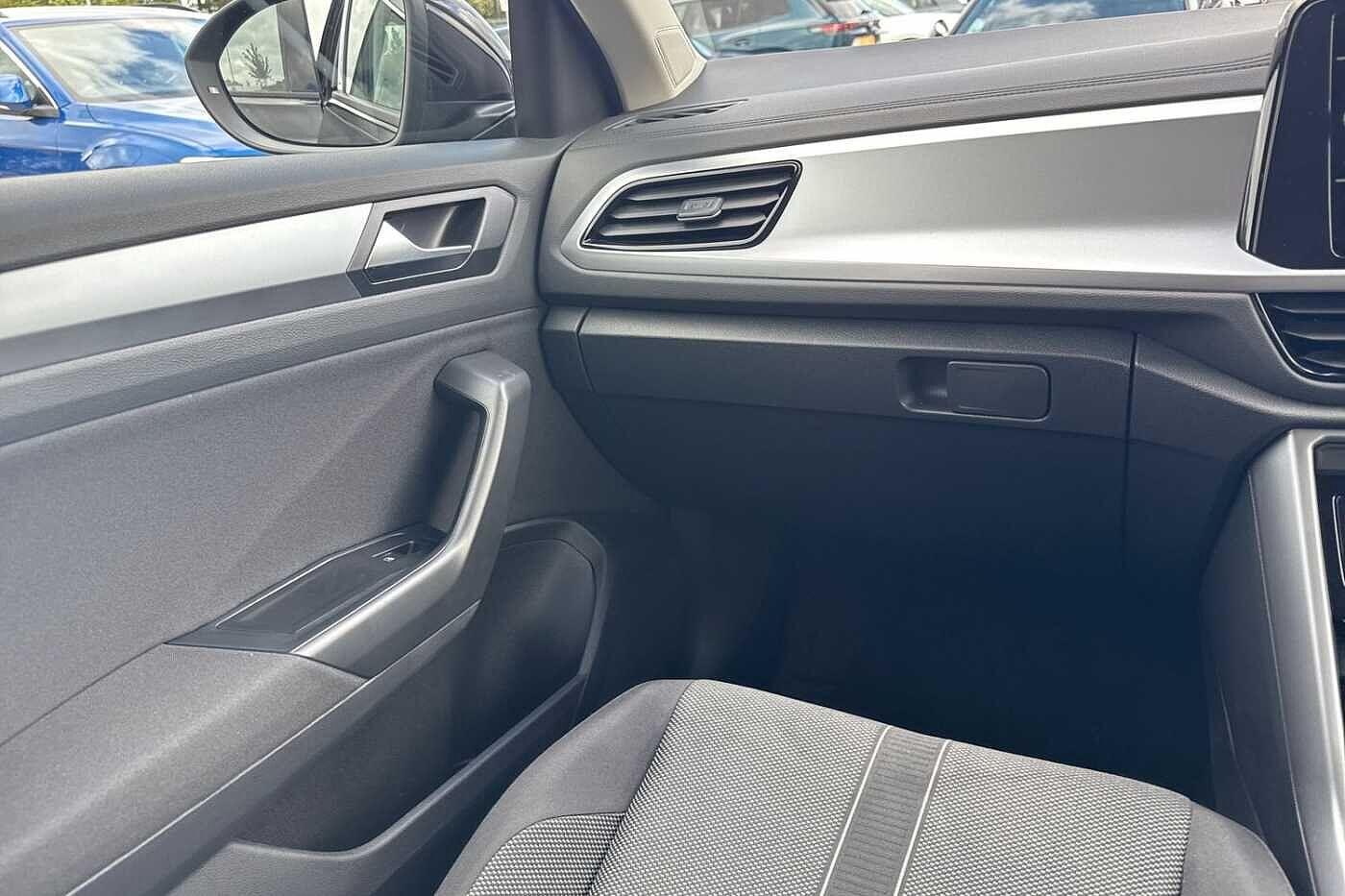 Used Volkswagen T-Roc 2025 for sale - 76346586: Photo 15