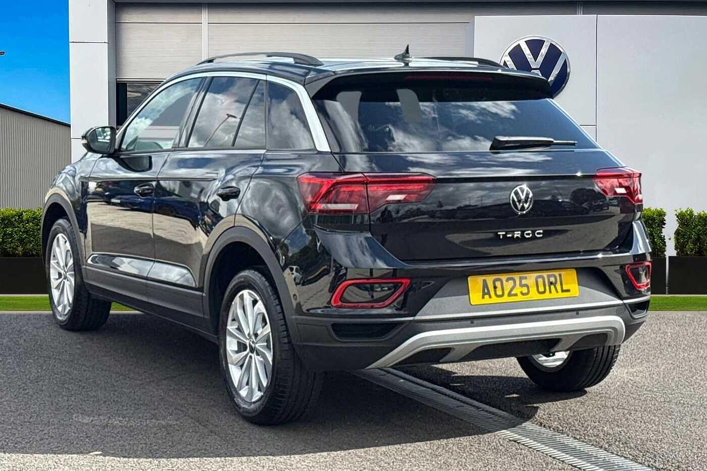 Used Volkswagen T-Roc 2025 for sale - 76346586: Photo 3