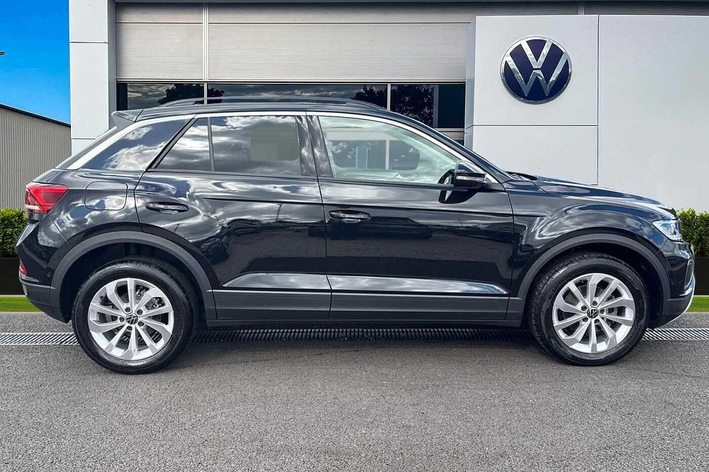 Used Volkswagen T-Roc 2025 for sale - 76346586: Photo 4