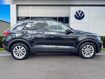 Used Volkswagen T-Roc 2025 for sale - 76346586: Photo