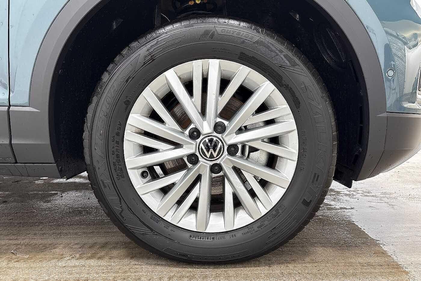 Used Volkswagen T-Roc 2024 for sale - 76330820: Photo 5